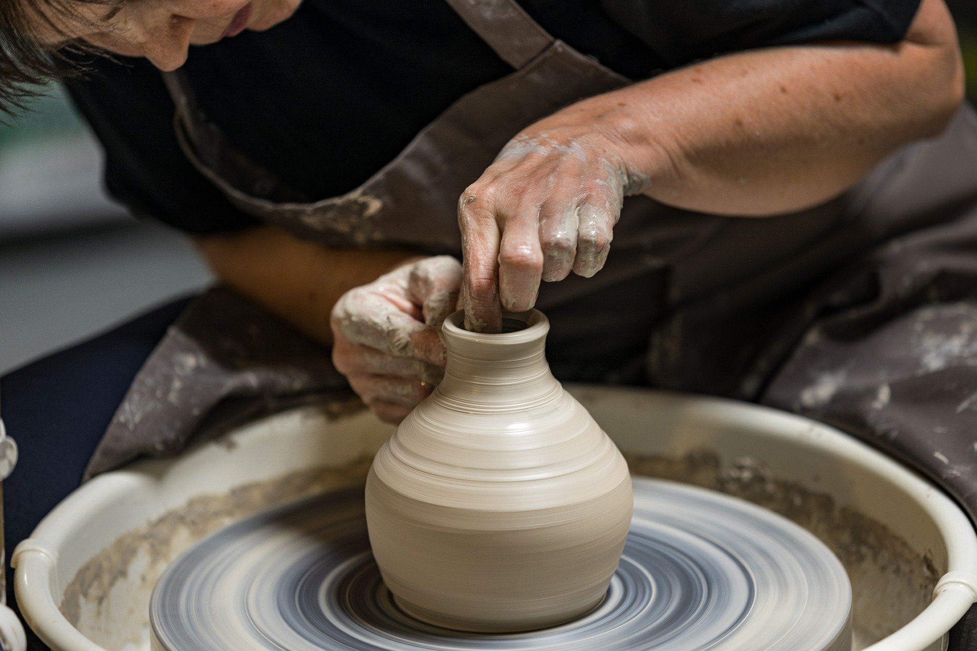 Guide to Ceramics: Types, Materials, & How-To Learn